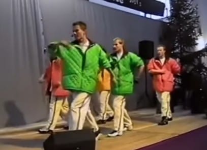 Just 5 i ich niecodziennych koncert w Pabianicach. Boysband zagrał w kościele w 1998 roku Zdjęcie główne wpisu