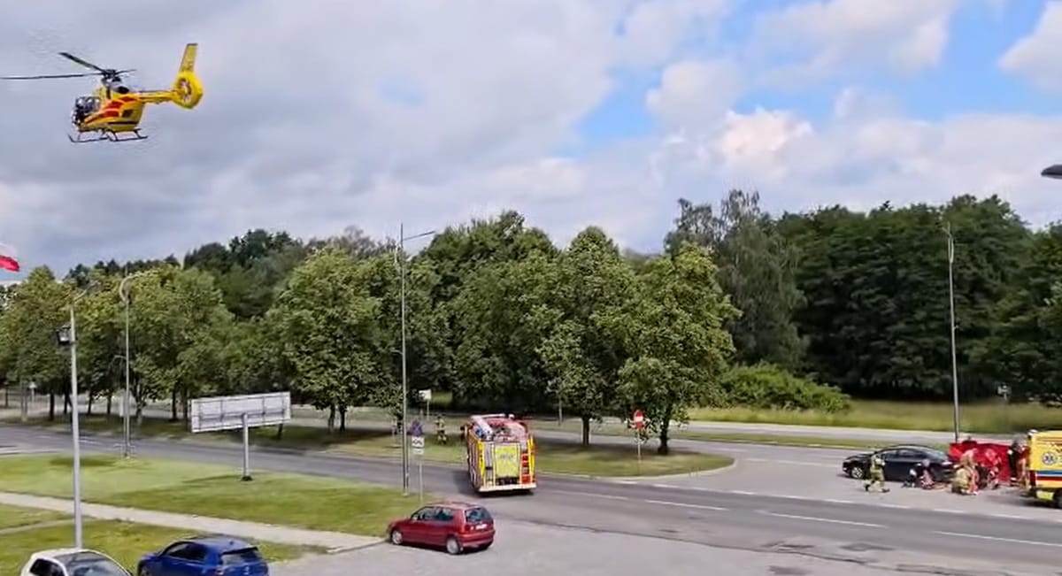 Walka o życie niemowlęcia na S1. Liczyła się każda sekunda, strażacy uratowali dziecko Zdjęcie główne wpisu
