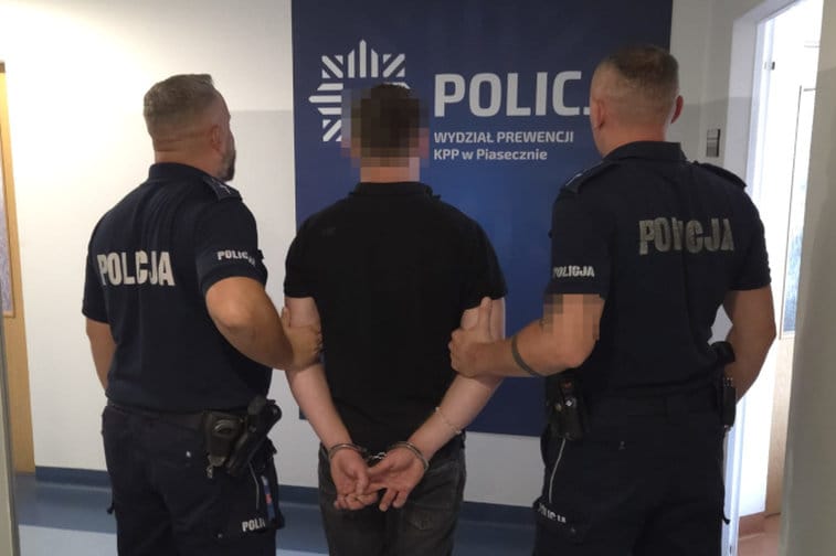 Trzy kolizje, ponad 2 promile i śmiech w twarz policjantom. 33-lateni obywatel Ukrainy myślał, że to żart Zdjęcie główne wpisu