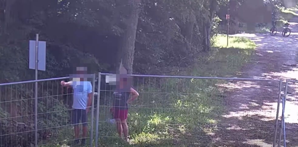 Turyści z Niemiec chcieli z bliska zobaczyć granicę z Rosją. Uchwyciły ich kamery, koszt ciekawości 1200 zł Zdjęcie główne wpisu