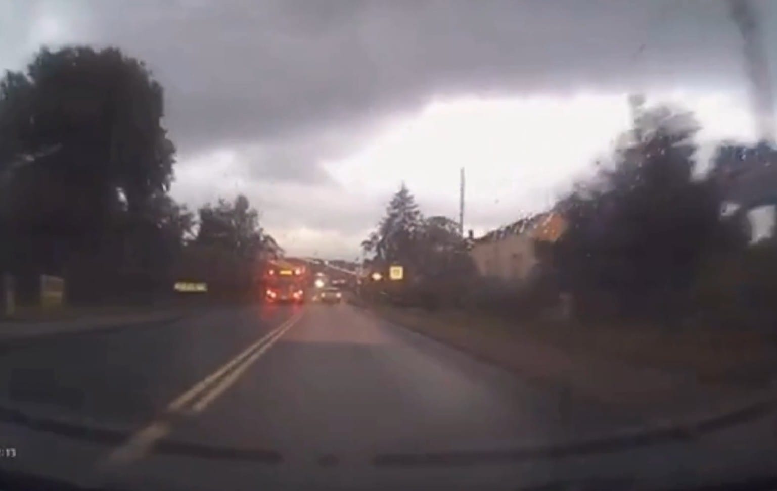 Piracka jazda 25-letniego Hindusa za kierownicą autobusu miejskiego w Tarnowskich Górach. Stracił prawo jazdy, grozi mu 30 tys. zł Zdjęcie główne wpisu