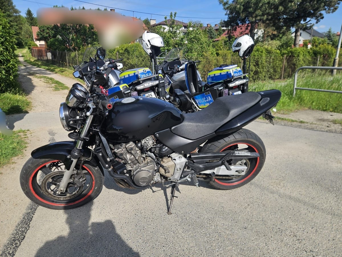 Uciekał motocyklem przed policją. Bardzo szybko tego pożałował Zdjęcie wpisu