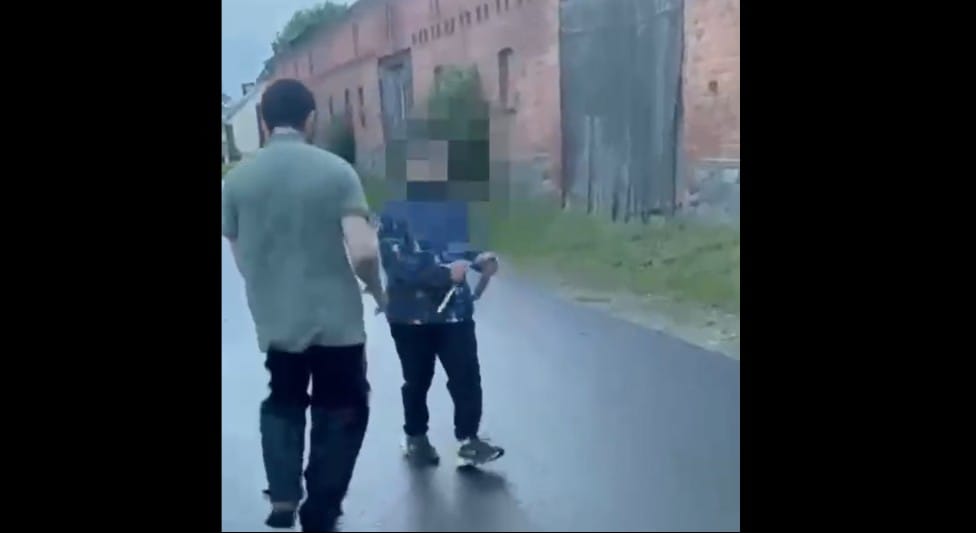 35-letni Kubańczyk z nożami w rękach groził dwóm osobom pozbawieniem życia Zdjęcie wpisu