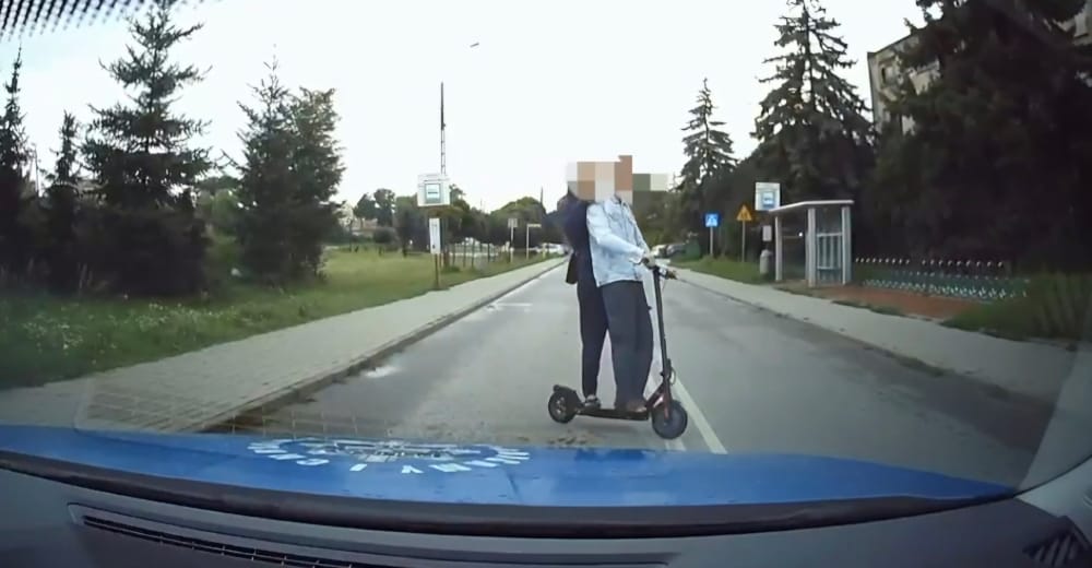 Ta ucieczka na hulajnodze przed policją kosztowała go 3700 zł. Policja opublikowała nagranie Zdjęcie wpisu