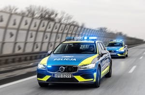 Rodzinna tragedia w Lutyni. Nie żyje 20-letnia kobieta, jej matka walczy o życie Zdjęcie główne wpisu