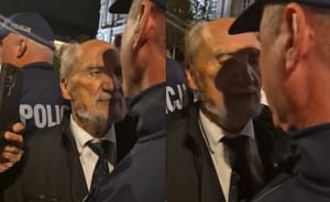 „Leki niech pan weźmie jak pan potrzebuje". Starcie Macierewicza z policjantem podczas miesięcznicy smoleńskiej Zdjęcie główne wpisu