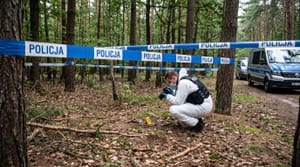 Brutalne zabójstwo w lesie w Kędzierzynie-Koźlu. Kobieta wyszła na spacer z psem, śledczy szukają sprawcy Zdjęcie główne wpisu