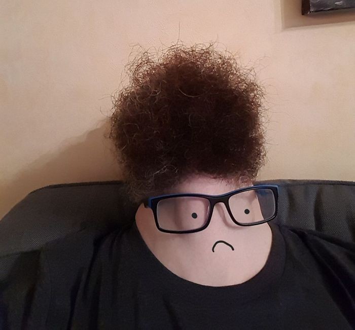 Okulary dodają powagi