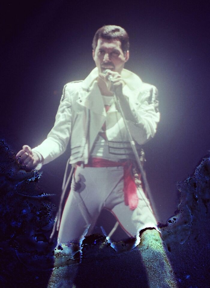 #14 Zdjęcie Freddiego Mercury’ego, które mój ojciec zrobił w 1982 roku podczas koncertu w Dallas.