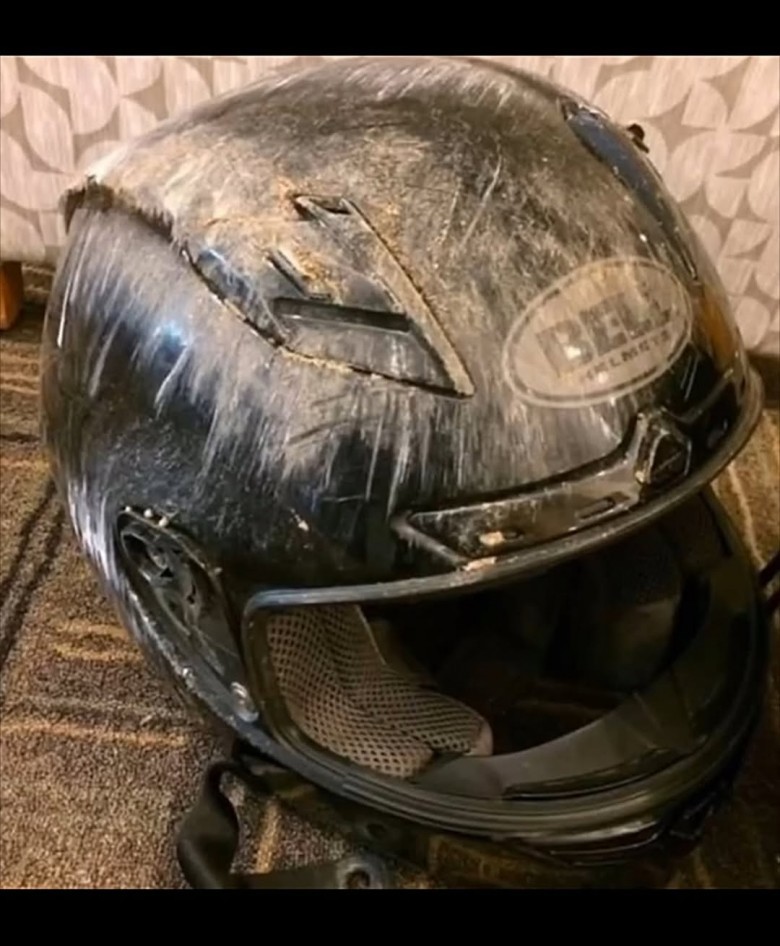 Redukuje siłę uderzenia