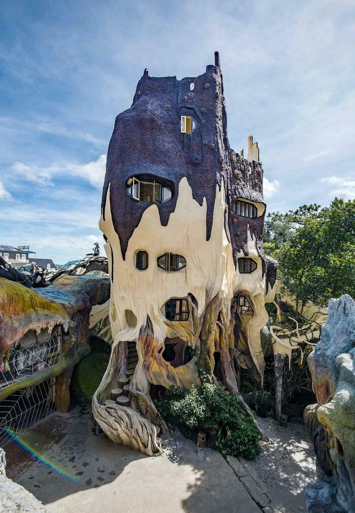 #7 „Crazy House” Hang Nga w Dalat w Wietnamie