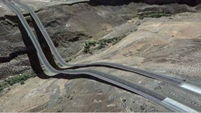 18 zdjęć z Google Earth które udowadniają, że jest błąd w Matrixie! Od tego zakręci Ci się w głowie! 