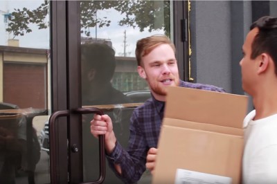 Dlaczego lepiej czujemy się dając niż biorąc? Ludzie potrafią być dobrzy! 