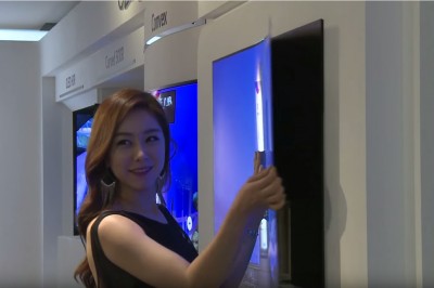 Giętki telewizor który przykleisz do ściany! Zaniemówisz z wrażenia!