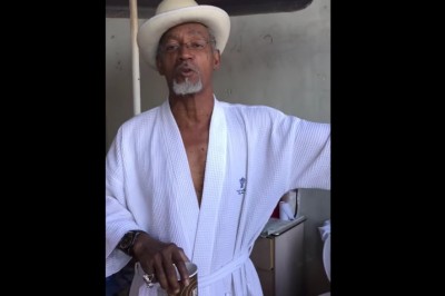 Na bogato lecimy! Bezdomni pokazują jak się urządzili pod mostem w Nowym Jorku!