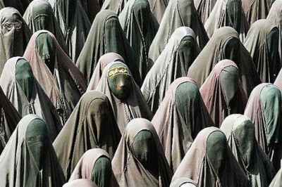 Najbardziej przerażające kary jakie spotykają kobiety za niewierność! Pomysł z Tajlandii przeraża! 