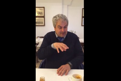 Najszybsza lekcja włoskiego na świecie! Machając tak rękoma dogadasz się z każdym Włochem! 