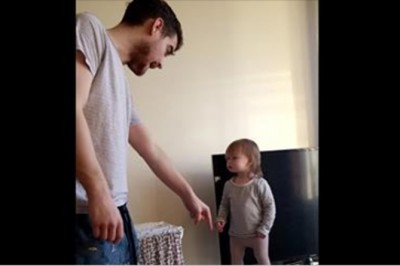 Tata zaczyna kłótnie z mała córką! Teraz zobacz jej reakcje która sprawiła, że tata się poddał!