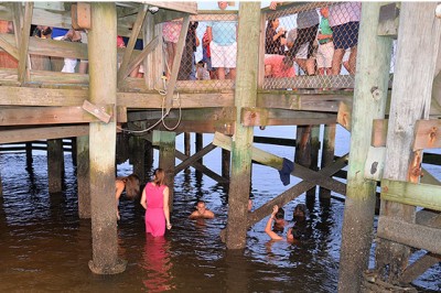 To miały być wyjątkowe zaręczyny dla tej dwójki. Zapamięta je pół miasta! 