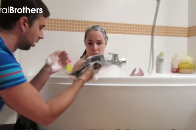 Umył włosy dziewczynie przy użyciu płynu do prania. Internetowy żart poszedł bardzo źle!