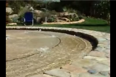 Wydawało się, że to zwykła mozaika w ogrodzie jednak gdy puścili wodę opadła mi szczęka. 