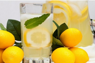 Zamiast faszerować się suplementami diety pij co rano ten napój! Działa na 13 dolegliwości! 