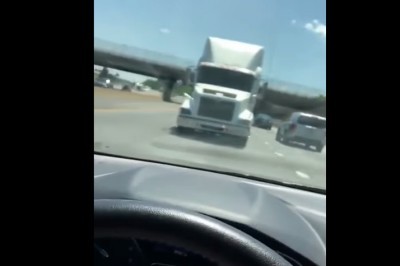 Żona przysnęła w aucie więc zafundował jej mocną pobudkę! Dlatego faceci żyją krócej!