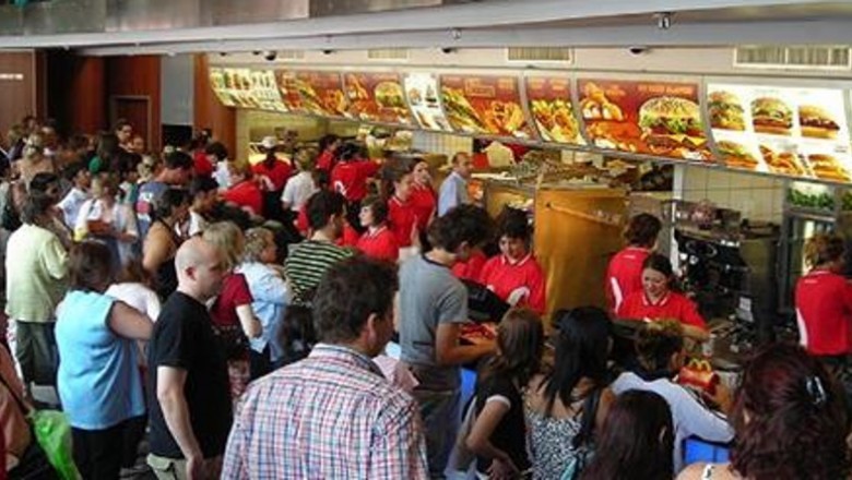 10 faktów o fast-foodach których personel restauracji nigdy Ci nie zdradzi! Zobacz czego unikać! b