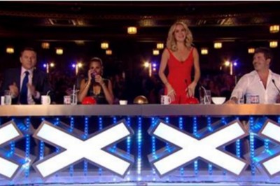Po jej występie jurorzy płakali i siedzieli wzruszeni! Wtedy prowadzący wbiegają na scenę i robią To!