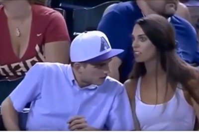 Miał pilota do wibrującej bielizny swojej dziewczyny i trochę przegiął podczas meczu :D