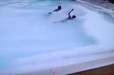 Trzęsienie ziemi w Nepalu o sile 7.8 w skali Richtera! Widok na basen z ludźmi!