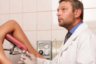 Bardzo śpieszyła się na wizytę do ginekologa! Gdy siada na fotelu lekarz mówi coś zaskakującego!