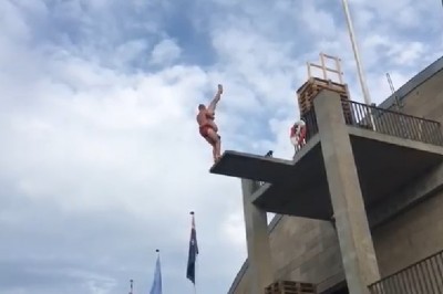 Niesamowity skok w tandemie z konkretnym finałem! Tak konkretnej dechy jeszcze nie widziałem :D