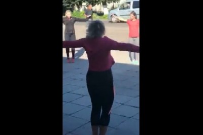 Wiejski typek rozwalił system! Kiedy z rańca kupisz dwa browary i idziesz je obalić! 