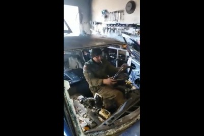 Peta w zębach trzymał do samego końca! Zabawa polskich mechaników z poduszką powietrzną!