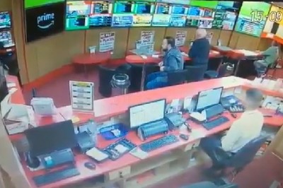 81-letni dziadek na kopach wyprowadził trzech gości, którzy napadli na bukmachera