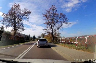 Nagrał jak gość z 3 promilami we krwi jechał całą drogą. Zatrzymał go świadek