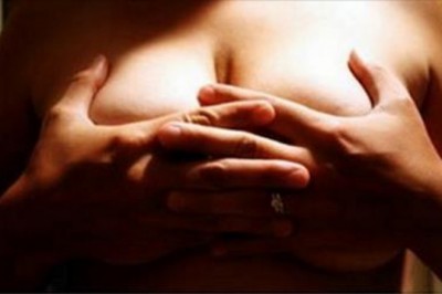 Mąż przy kolacji chce zakpić z urody żony. To co usłyszał w odpowiedzi zatkało jego i syna