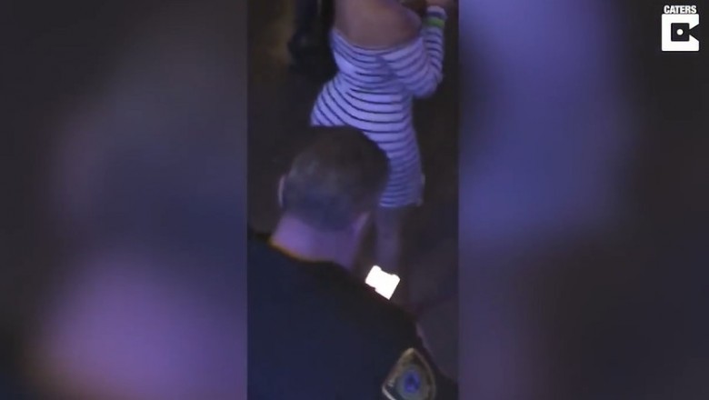 Policjant z przyczajki zrobił dziewczynie fotę na koncercie. Chyba wpadła mu w oko