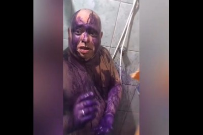 Pan Kleks na lotnisku. Kumple postanowili zrobić konkretny żart koledze