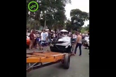 Seba to się wyklepie i nic nie będzie widać. Tak się niszczy auto na lawecie