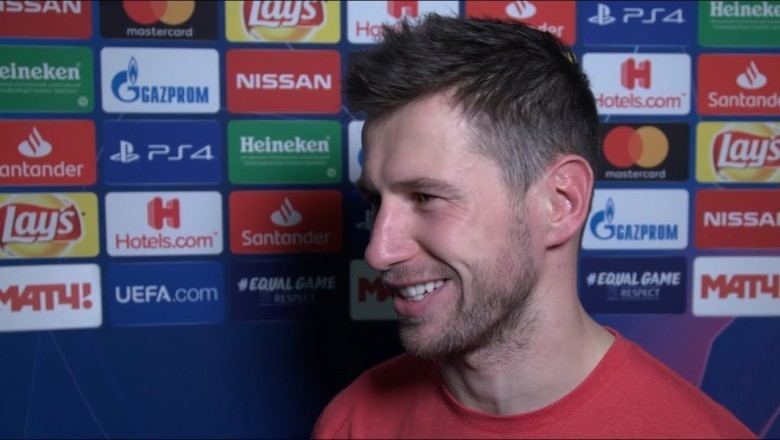 Grzegorz Krychowiak odpowiada w pomeczowym wywiadzie w pięciu językach. Nie sądziłam, że ma takie zdolności
