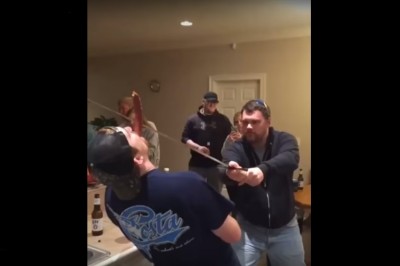 I cyk nie ma nosa. Gdy na imprezie chcesz się popisać przed znajomymi