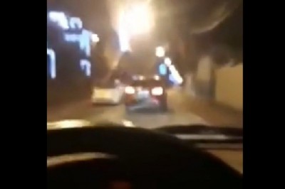 Jak wyprzedzić samochód za pomocą szczoteczki do zębów. Bardzo prosty patent 