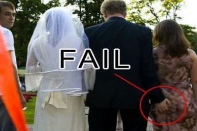 Najgorsze zdjęcia ślubne, które na pewno nie trafiły do rodzinnego albumu. Tego nie chciałabyś pamiętać 