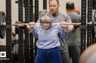 Babcia robi furorę na siłowni. Facetom dosłownie opadła szczena