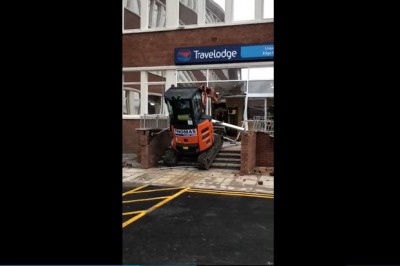 Zemsta za brak wypłaty. Wjechał koparką do remontowanego lokalu