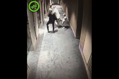 Młody jednym kopem powalił typa, który go wywrócił. Szybka kara