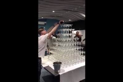 Dwóch typów i ich nieudane rozlewanie „bąbelków”. A miał być niezły popis