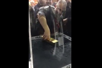 20 kilogramowa sztabka złota dla tego kto ją wyciągnie? Niezwykła atrakcja 